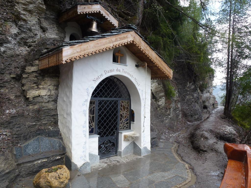 Bnb Valais - By La Sittelle Grimisuat Exterior photo