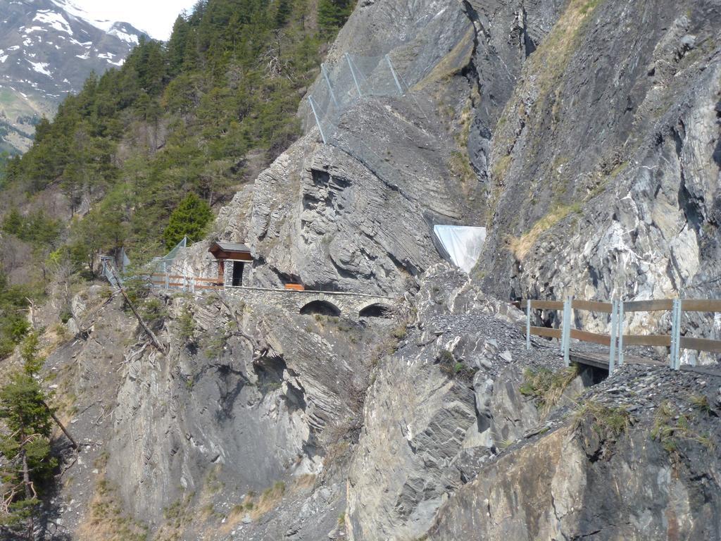 Bnb Valais - By La Sittelle Grimisuat Exterior photo